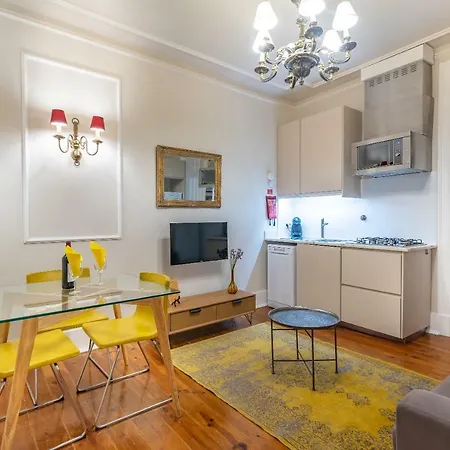 Apartment Portuguese Charm In Lissabon