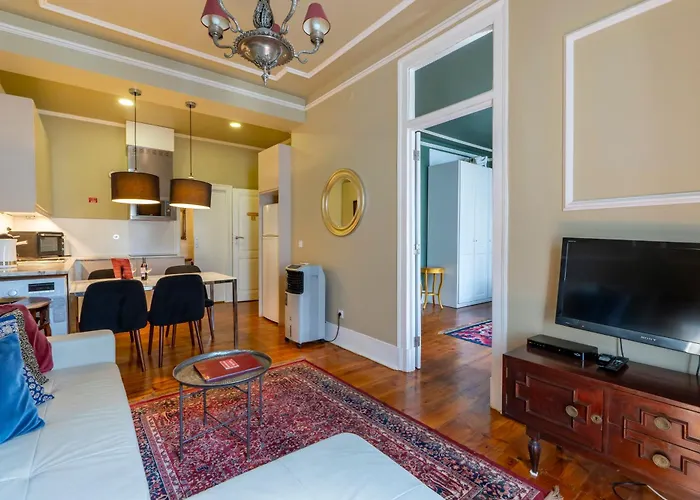 Portuguese Charm In Apartment Lisbon